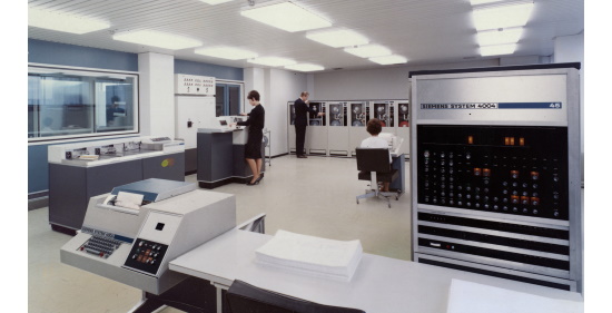 (The Siemens 4004 computer (1972))