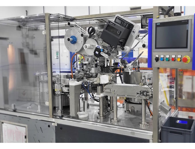 High-speed vial filling capping and labelling line designed by QM Systems High-speed vial filling capping and labelling line designed by QM Systems